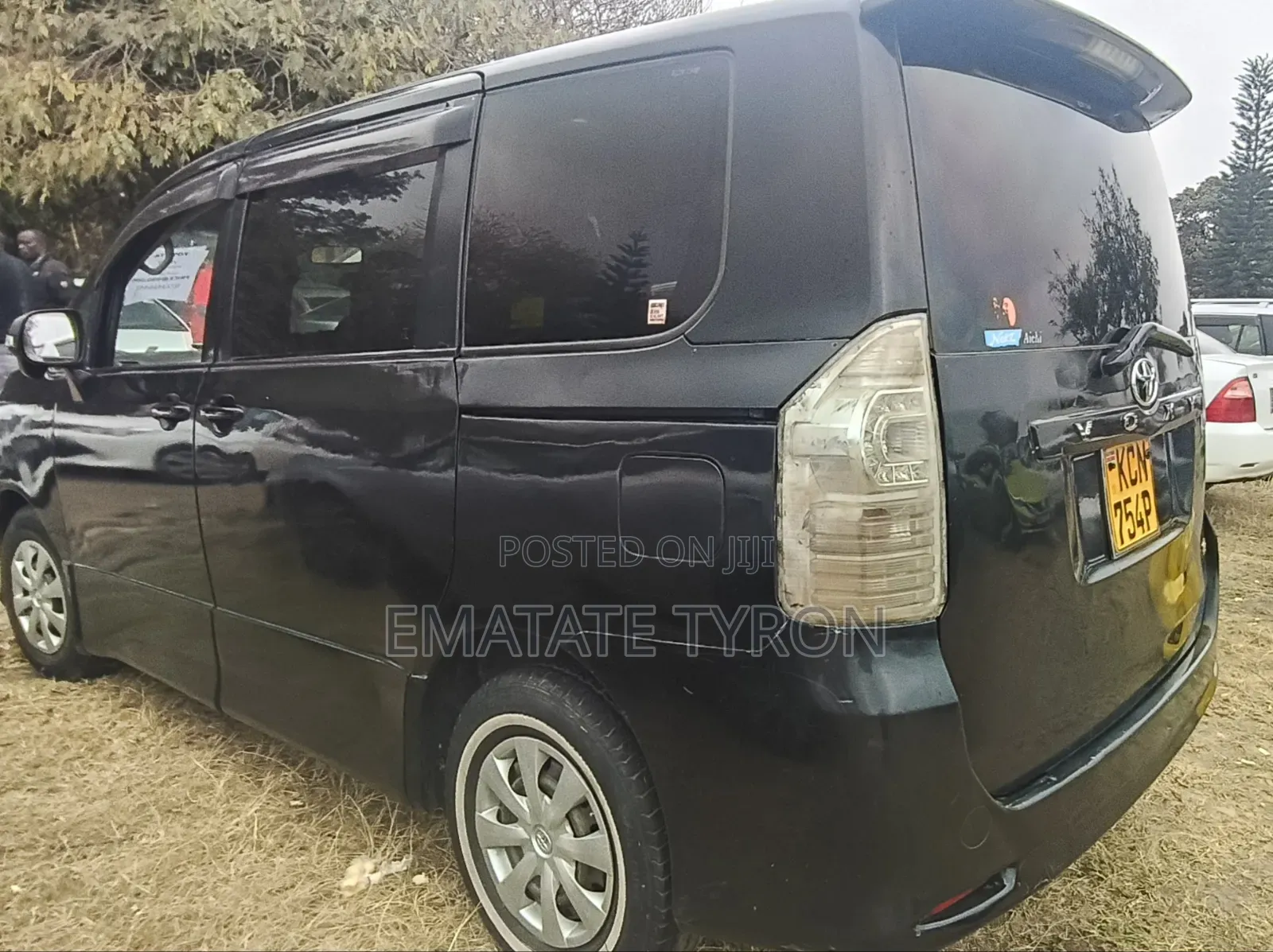 Toyota Voxy 2010 Gray