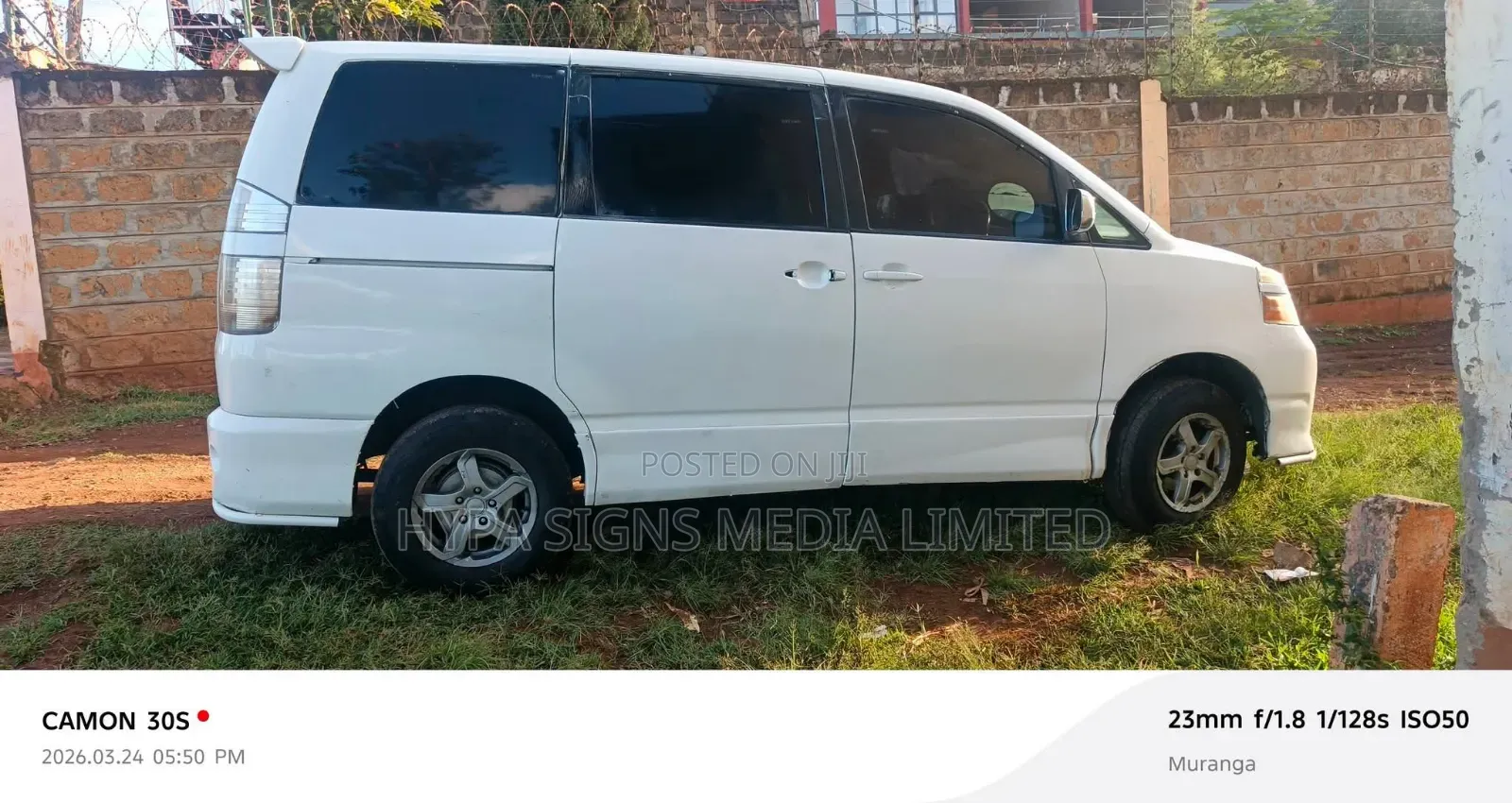 Toyota Voxy 2007 White