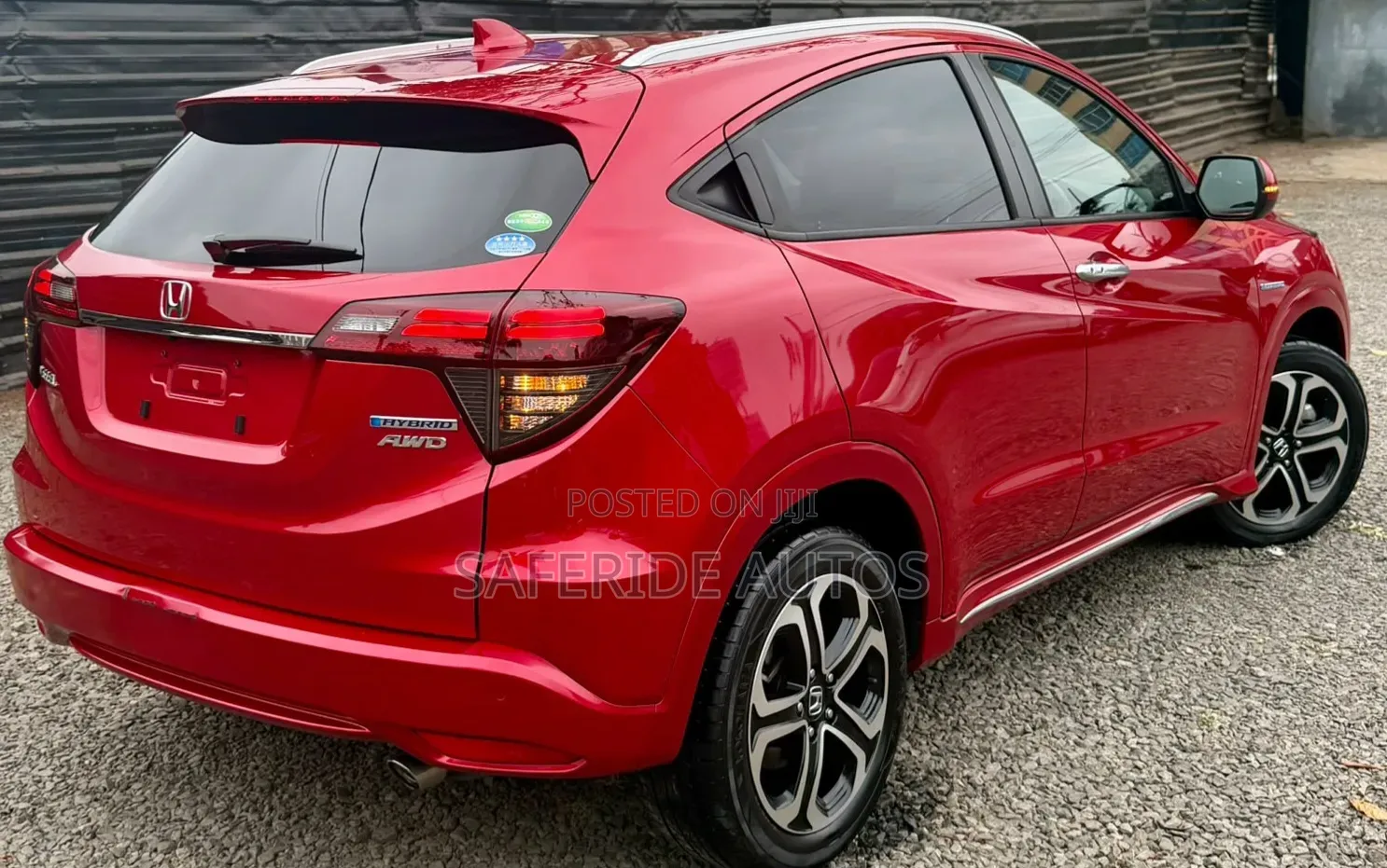 Honda Vezel 2020 Red