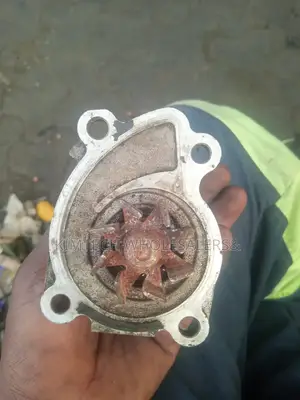 HR15 Water Pump