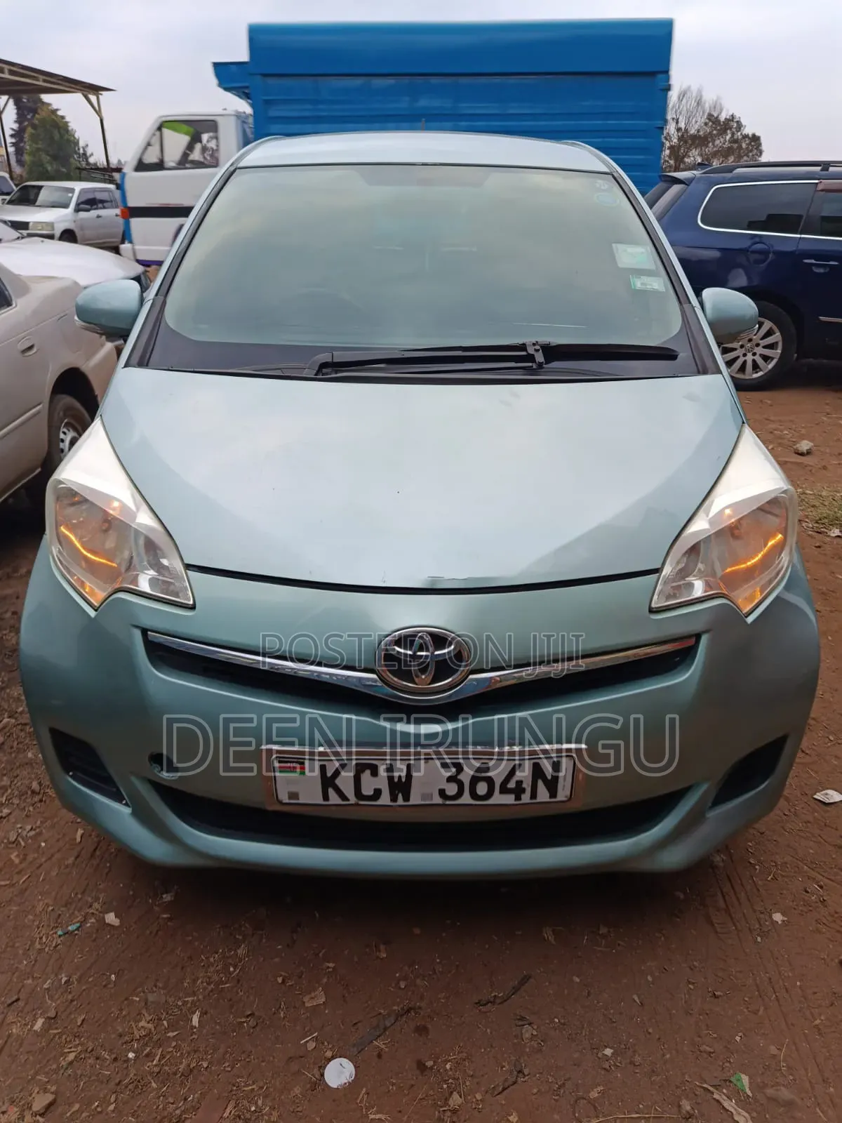 Toyota Ractis 2012 Blue