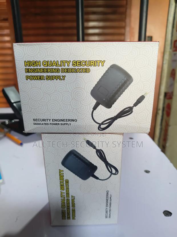 High Quality Powe Adapter 12V 2A