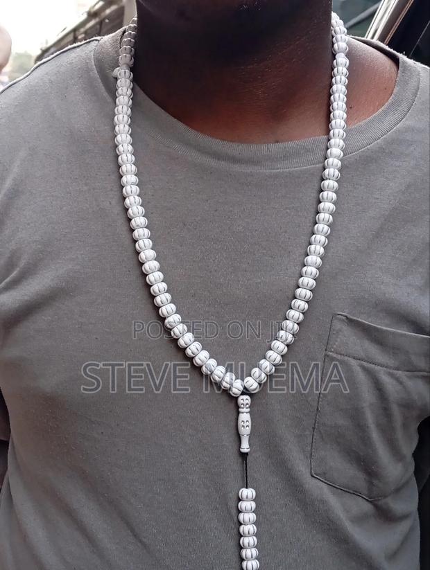 Tashbii Necklace.