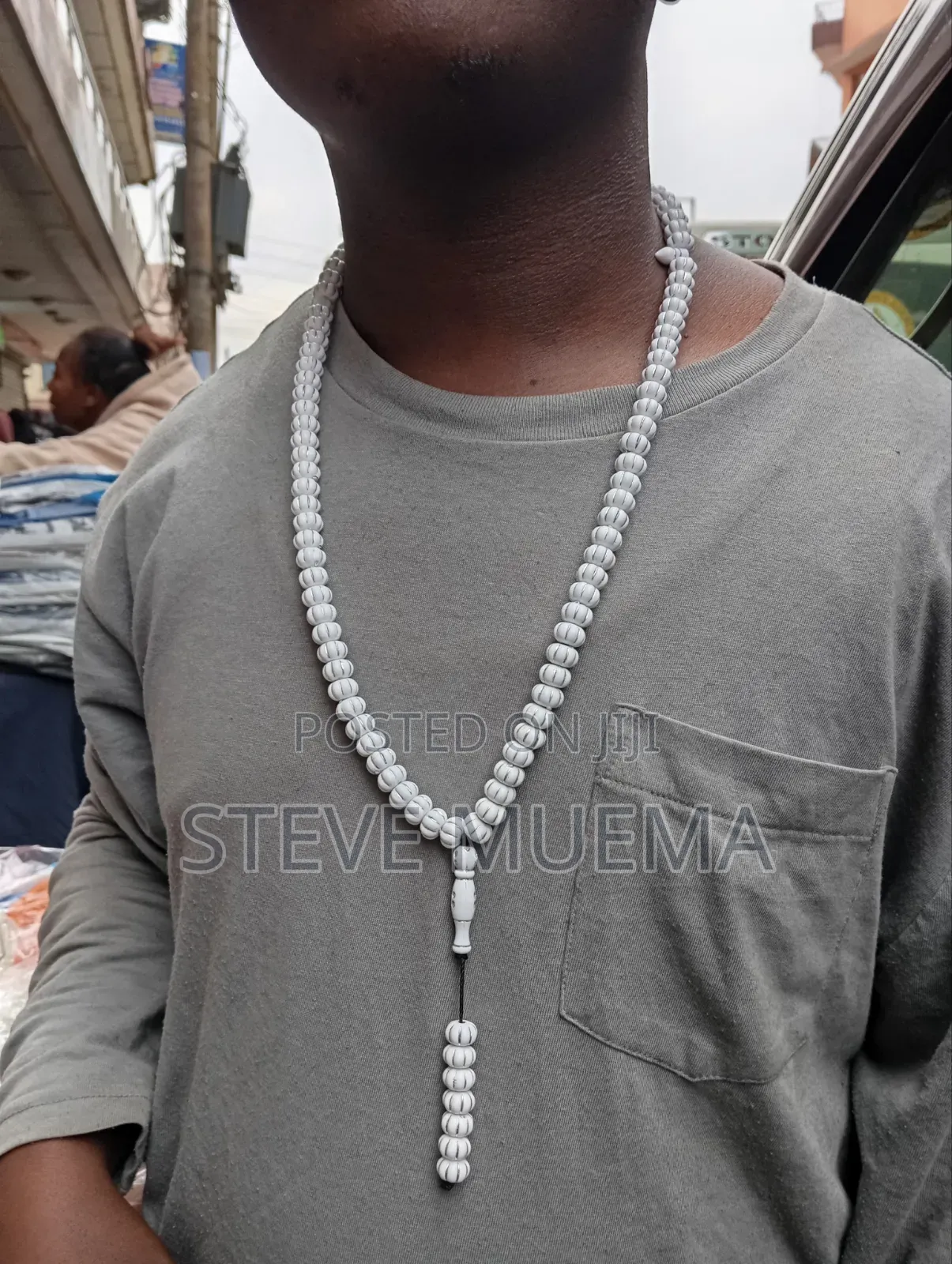Tashbii Necklace.