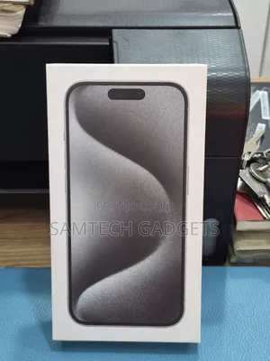 New Apple iPhone 15 Pro 256 GB Black