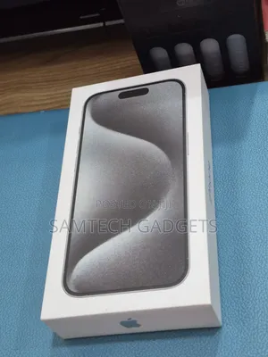 New Apple iPhone 15 Pro 256 GB Black