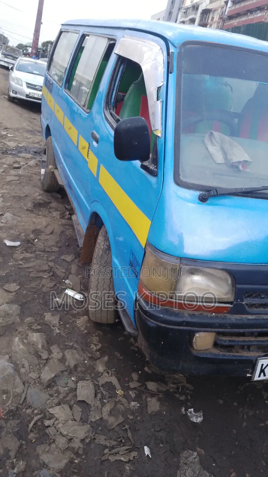 Toyota HiAce 2005 Blue