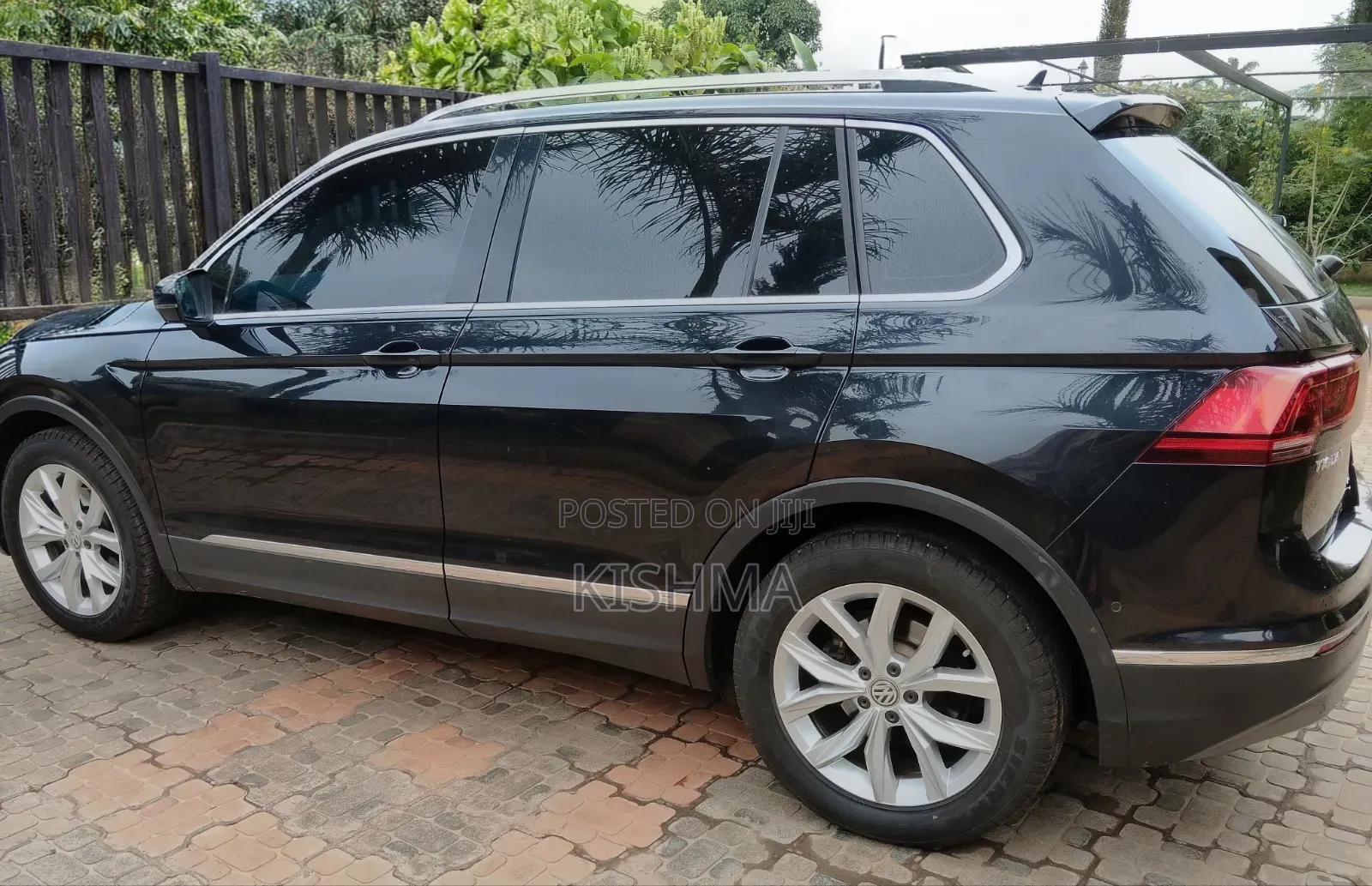 Volkswagen Tiguan 2019 Black