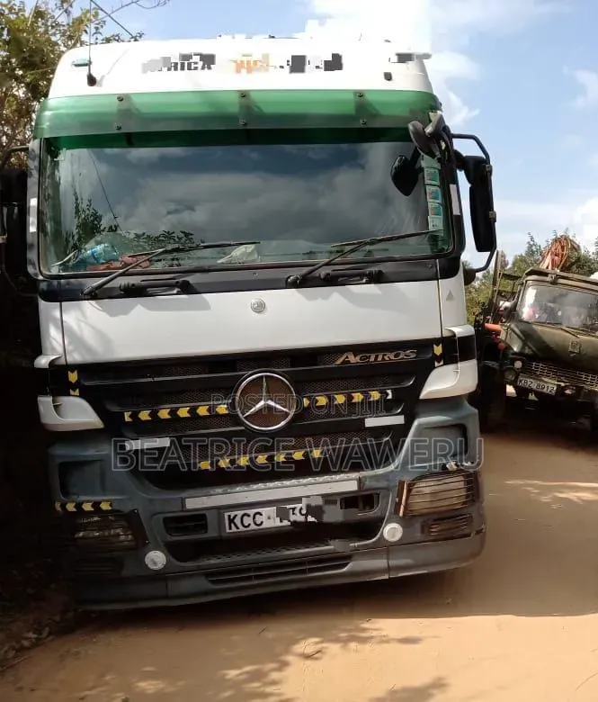 Mercedes Benz Actross Mp2