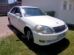 Toyota Mark II 2001 White