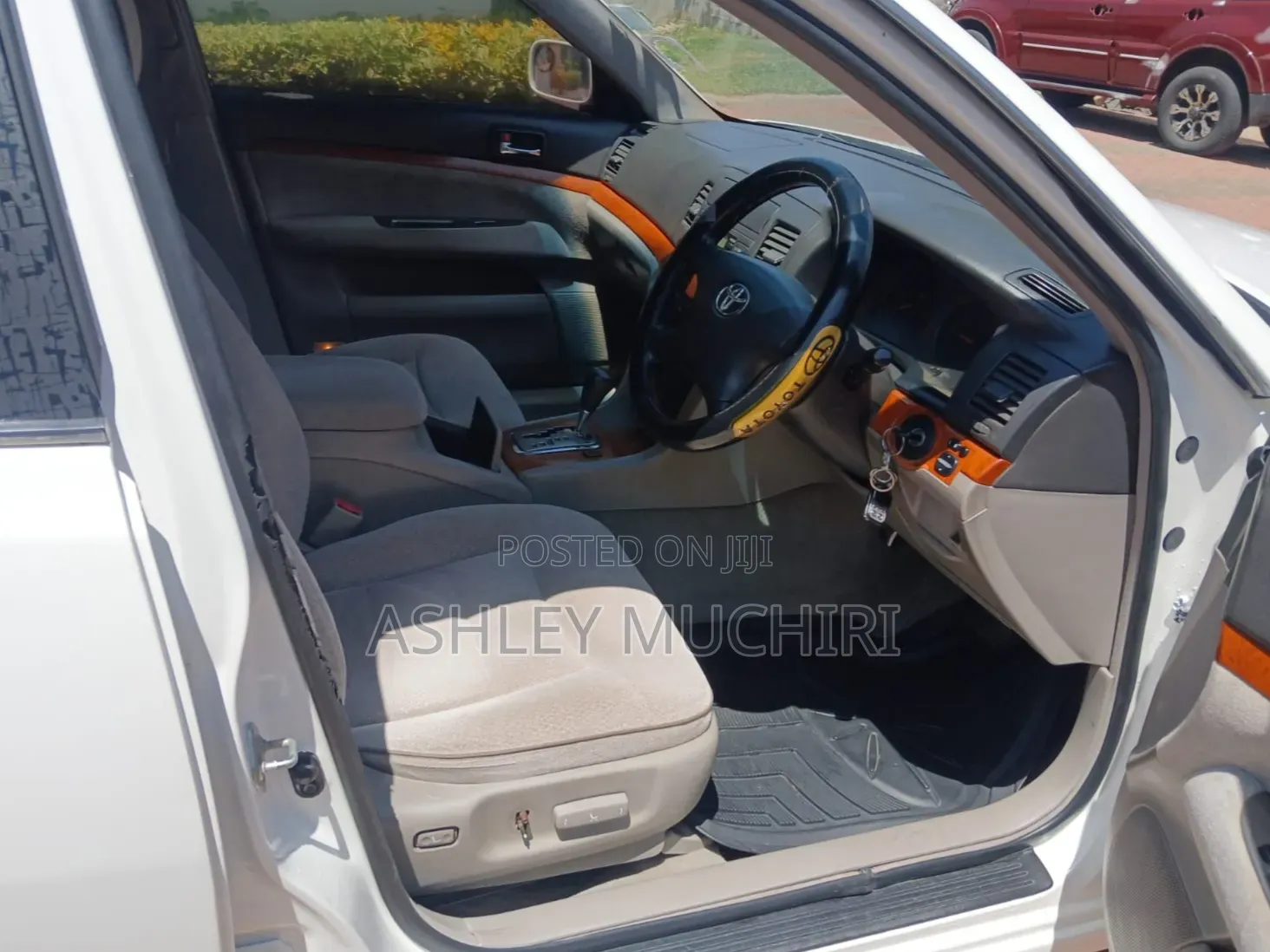 Toyota Mark II 2001 White