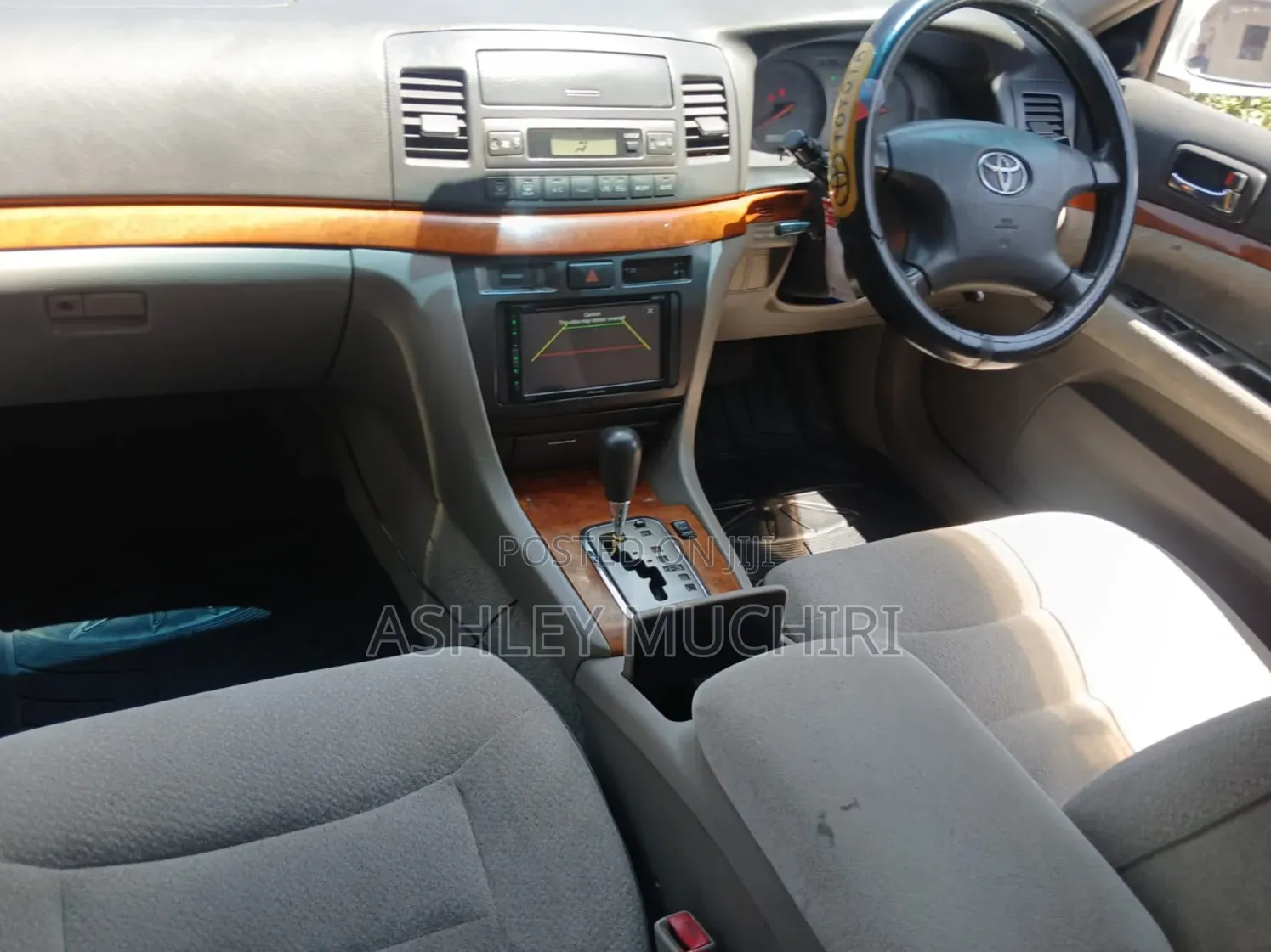 Toyota Mark II 2001 White