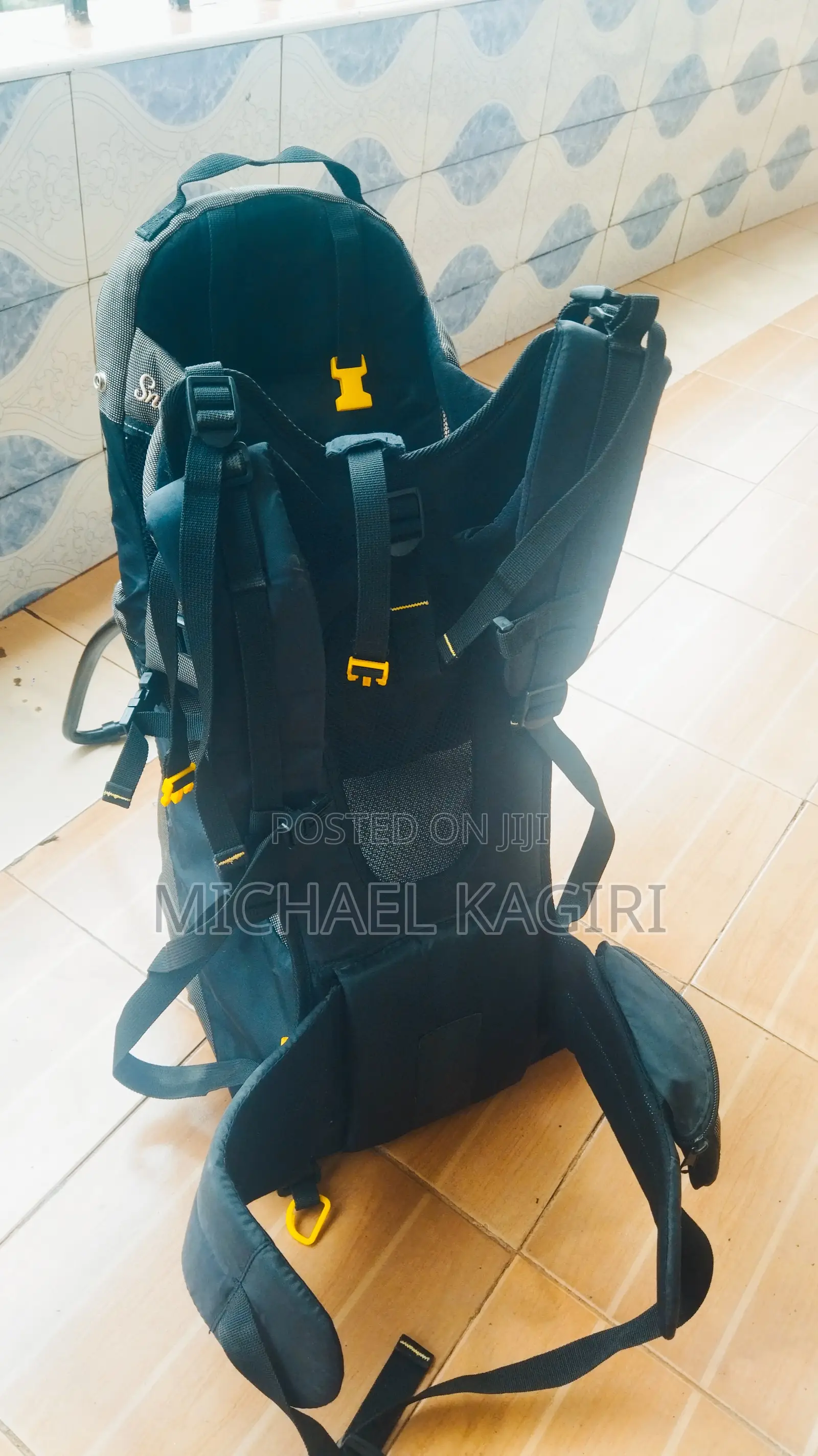 Original Evenflo Snugli Baby Carrier – With Built-in Stand