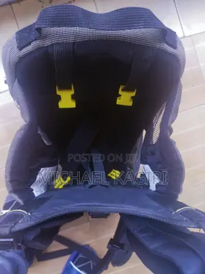 Original Evenflo Snugli Baby Carrier – With Built-in Stand