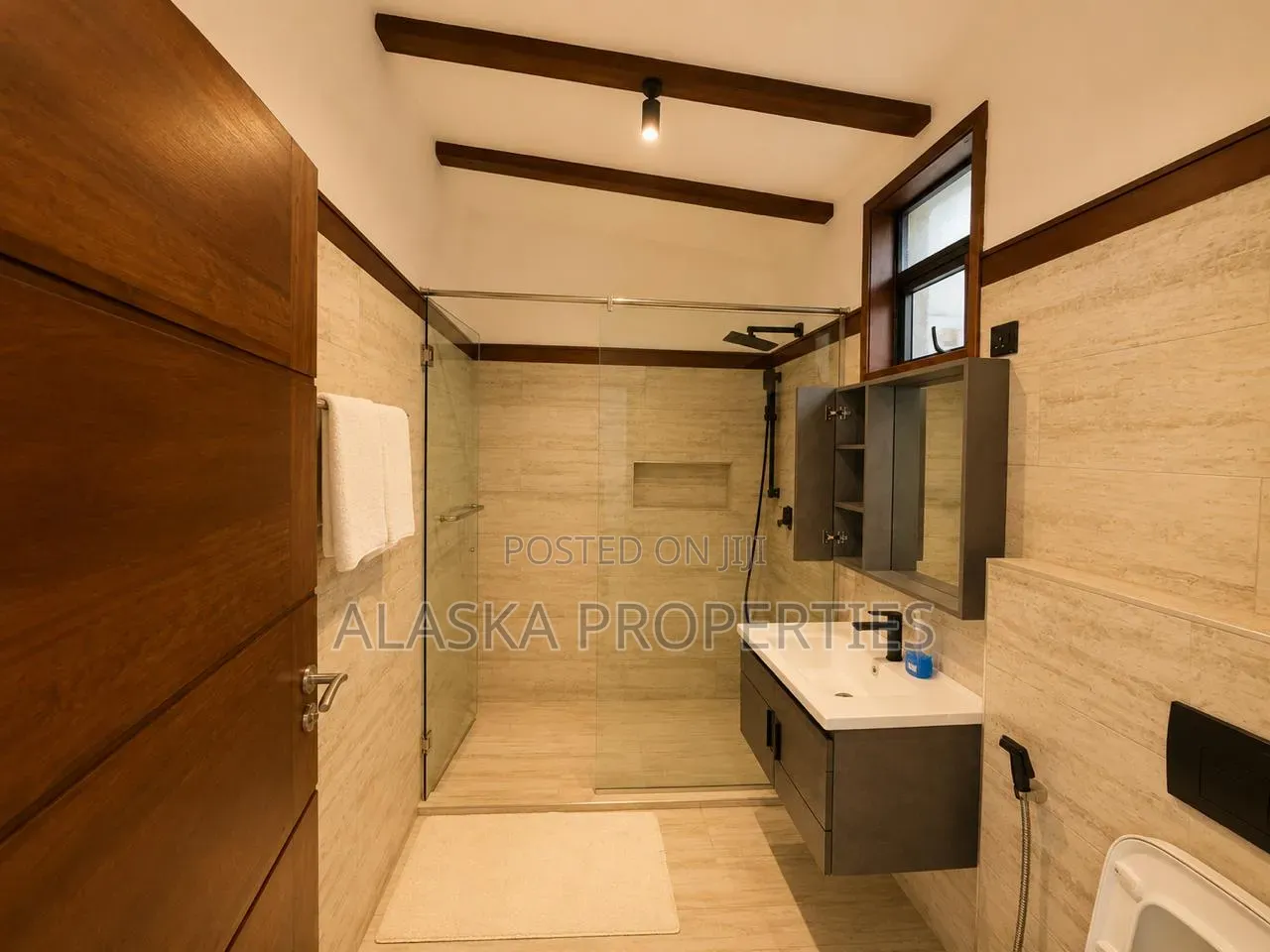 Furnished 3bdrm Apartment to Let in Nyali Estate