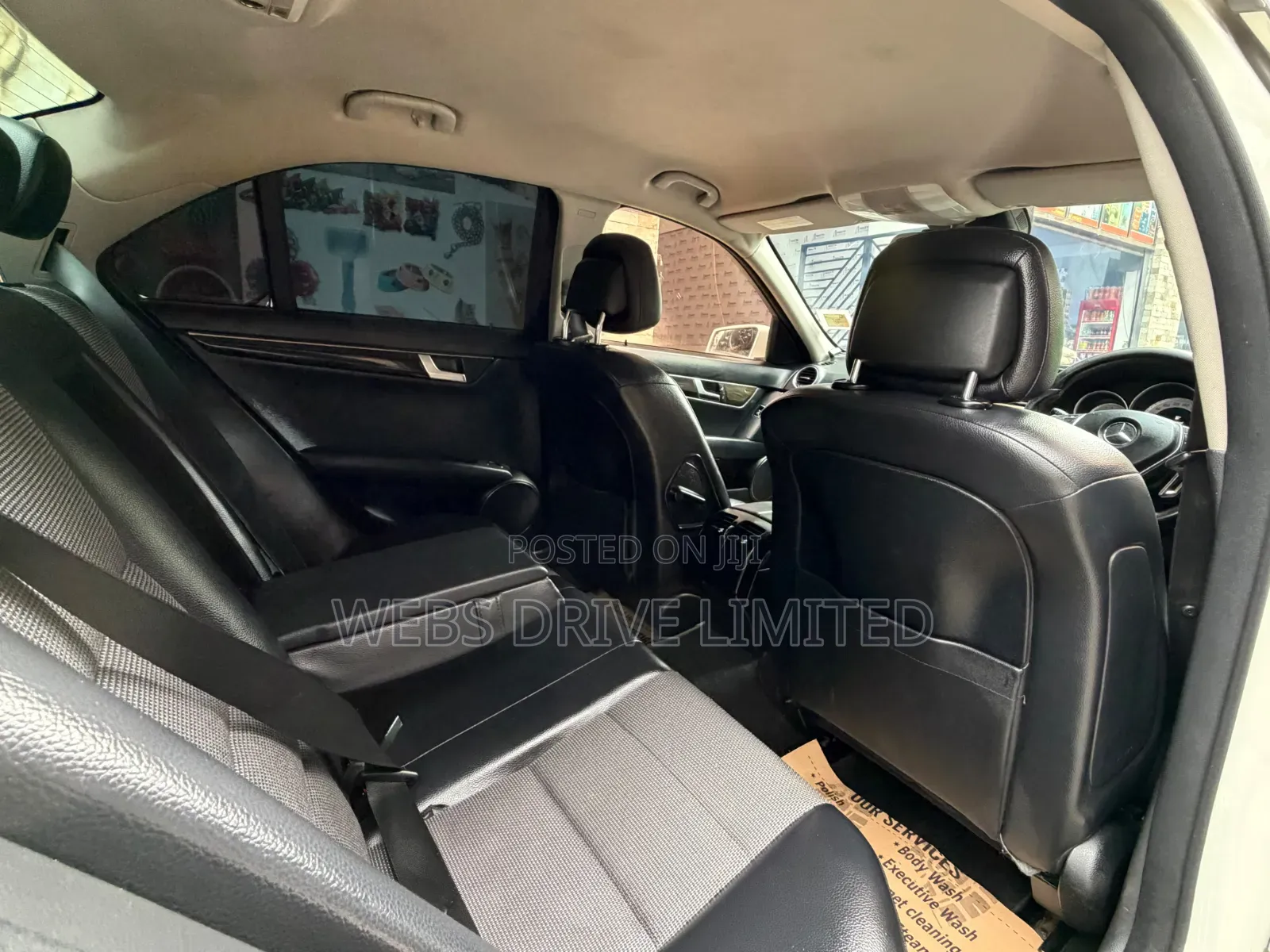 Mercedes-Benz C200 2011 White