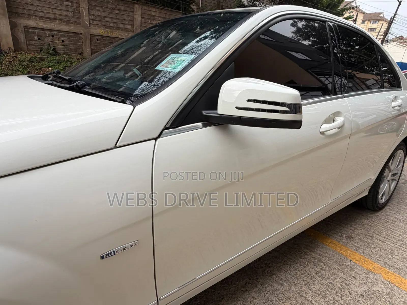 Mercedes-Benz C200 2011 White