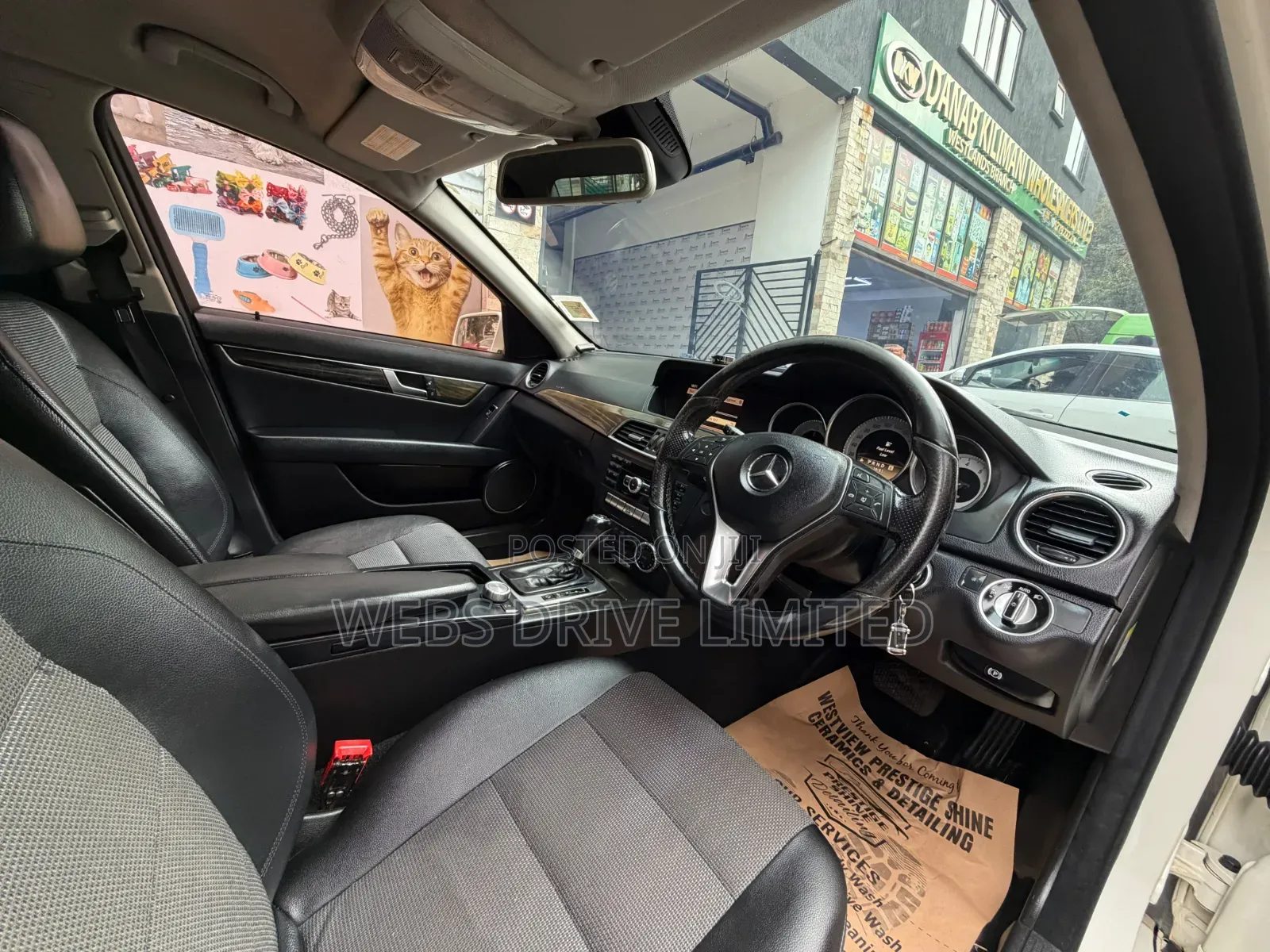 Mercedes-Benz C200 2011 White