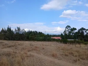 0ne Acrea Along Nanyuki Nyeri Highway
