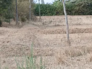 0ne Acrea Along Nanyuki Nyeri Highway