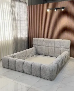 Luxurious Bubble Beds 5by6 at 38,000.free Delivery Across the Country