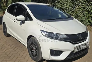 Honda Fit 2015 Off white