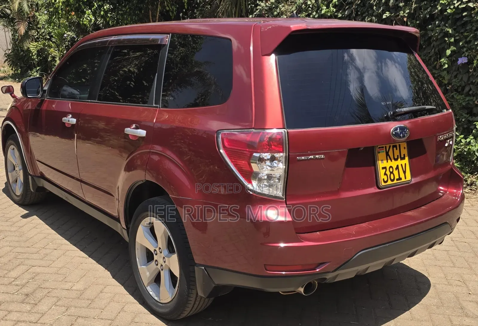 Subaru Forester 2011 Maroon