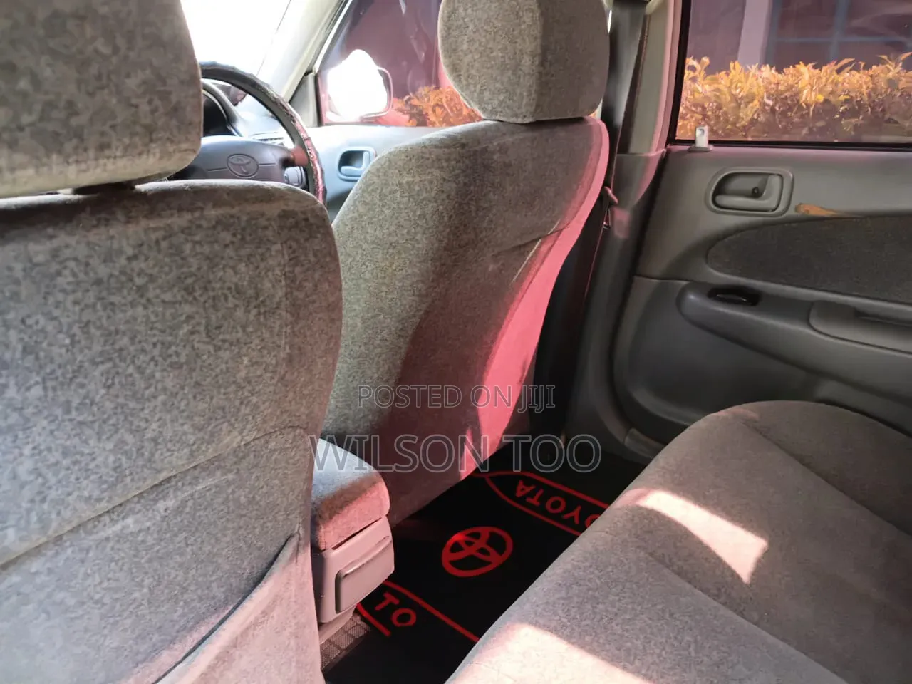 Toyota Corolla 1999 Silver