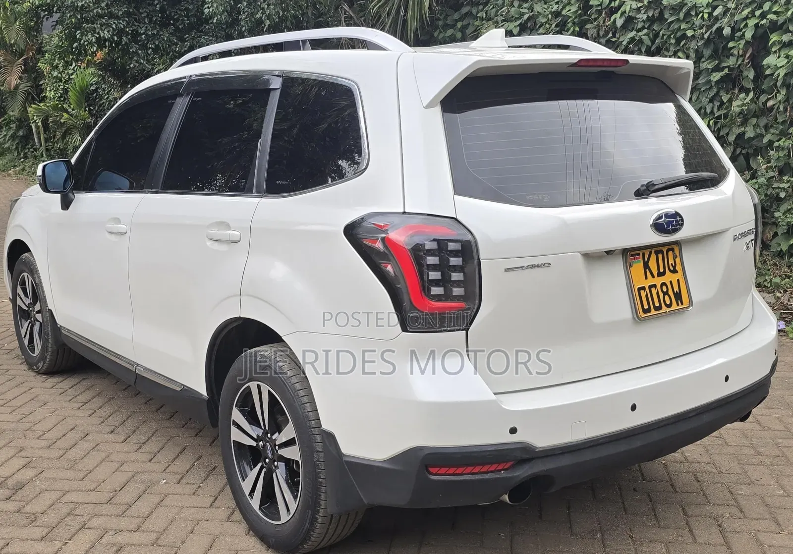 Subaru Forester 2017 Off white