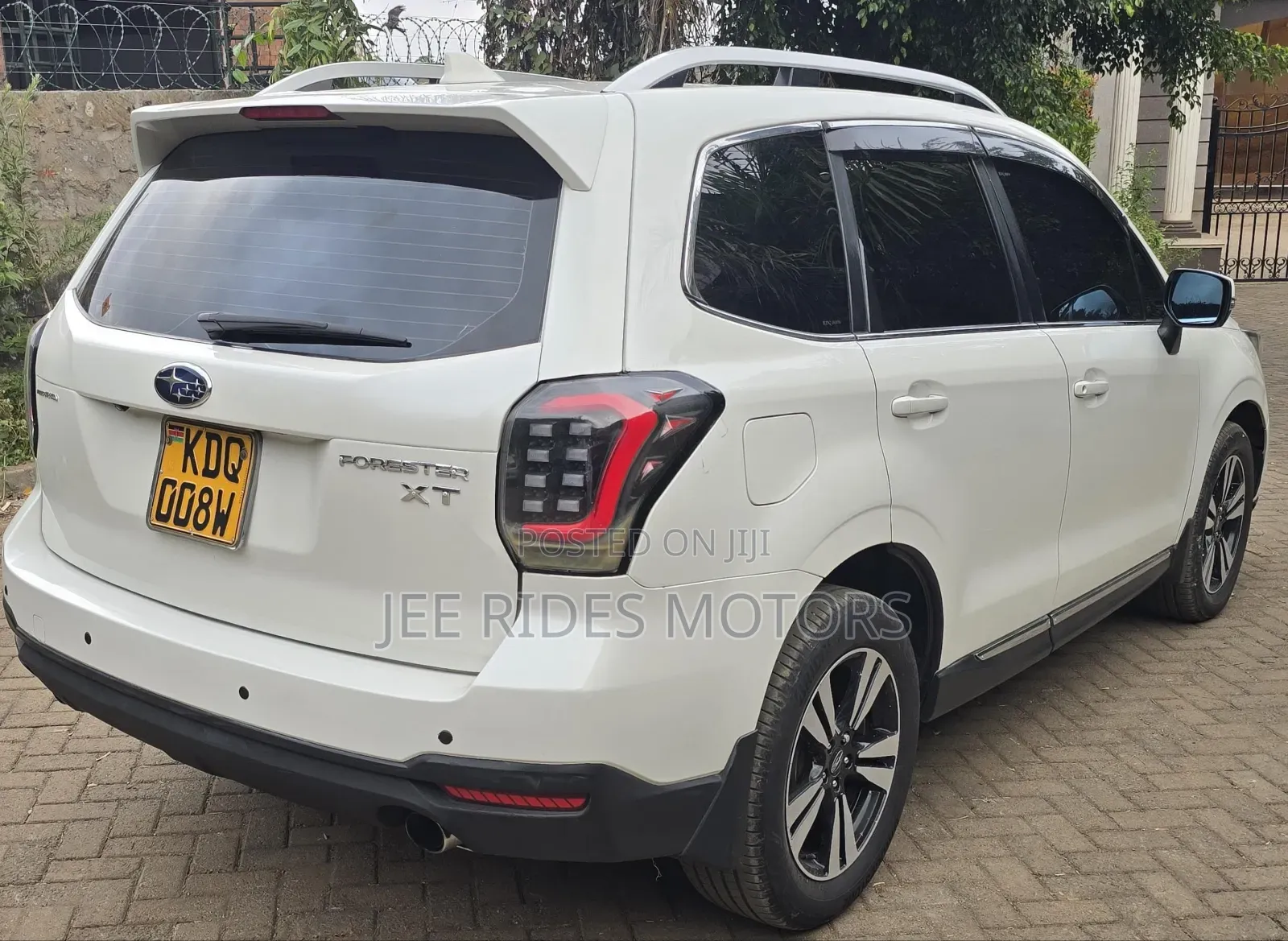Subaru Forester 2017 Off white