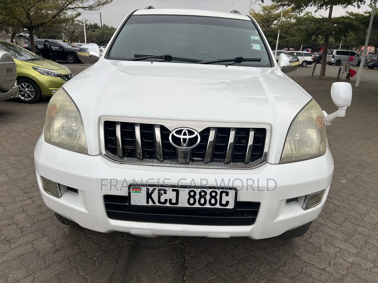 Toyota Land Cruiser Prado 2009 Off white