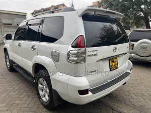 Toyota Land Cruiser Prado 2009 Off white