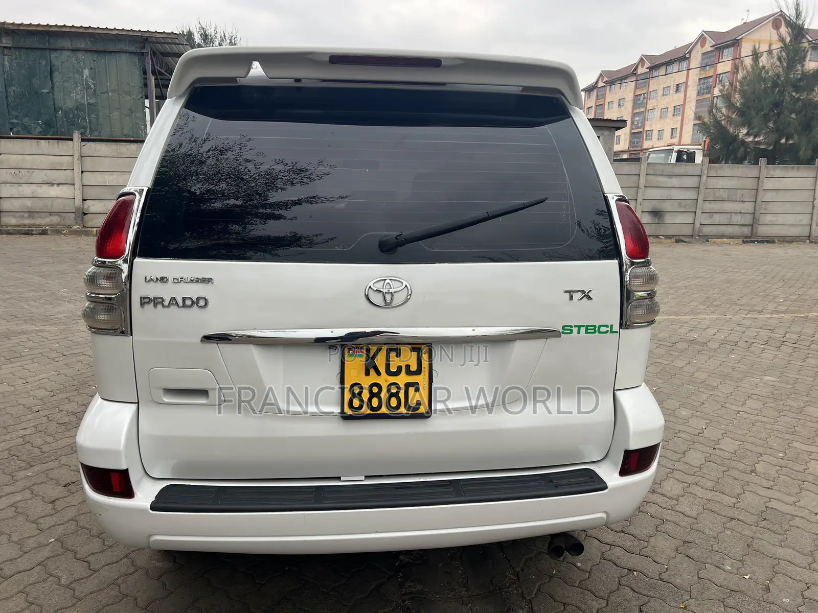 Toyota Land Cruiser Prado 2009 Off white