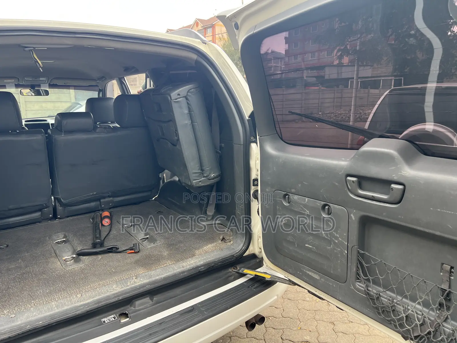 Toyota Land Cruiser Prado 2009 Off white