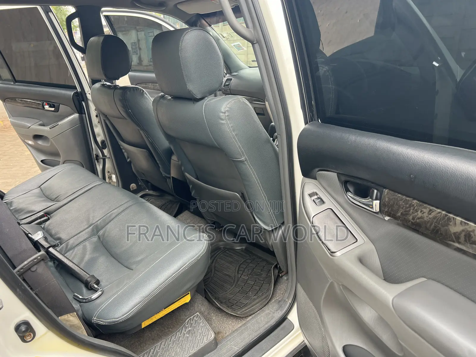 Toyota Land Cruiser Prado 2009 Off white