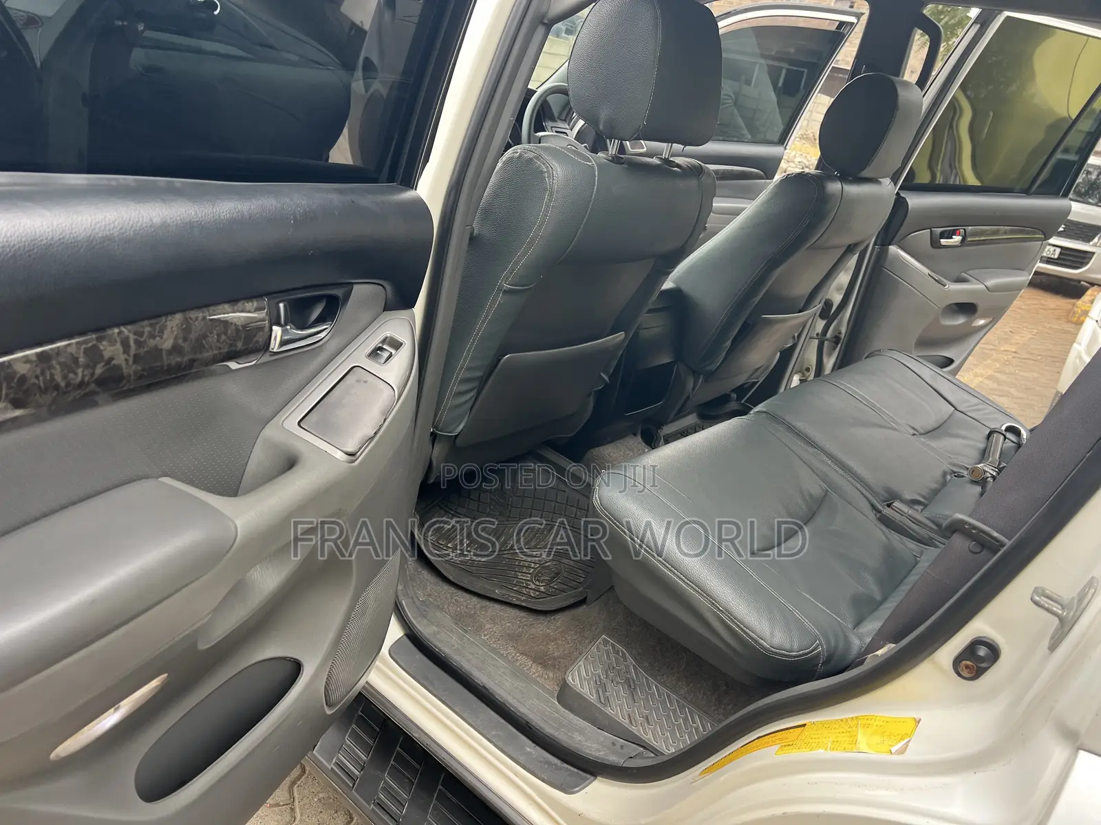 Toyota Land Cruiser Prado 2009 Off white