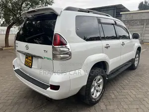 Toyota Land Cruiser Prado 2009 Off white