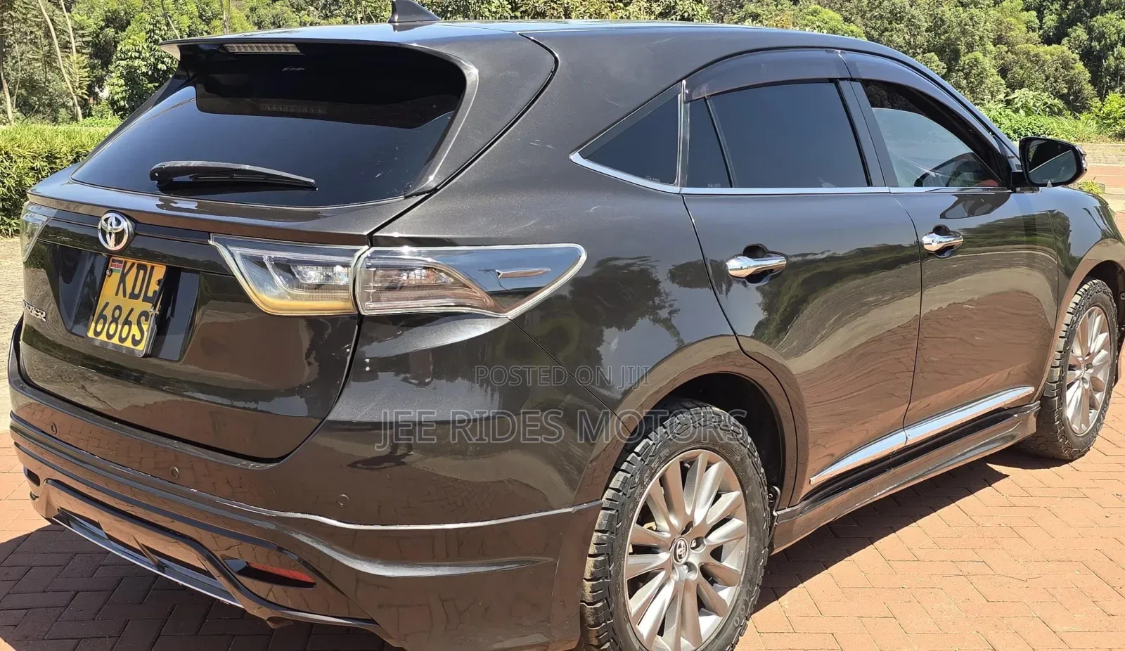 Toyota Harrier 2015 Matt Black
