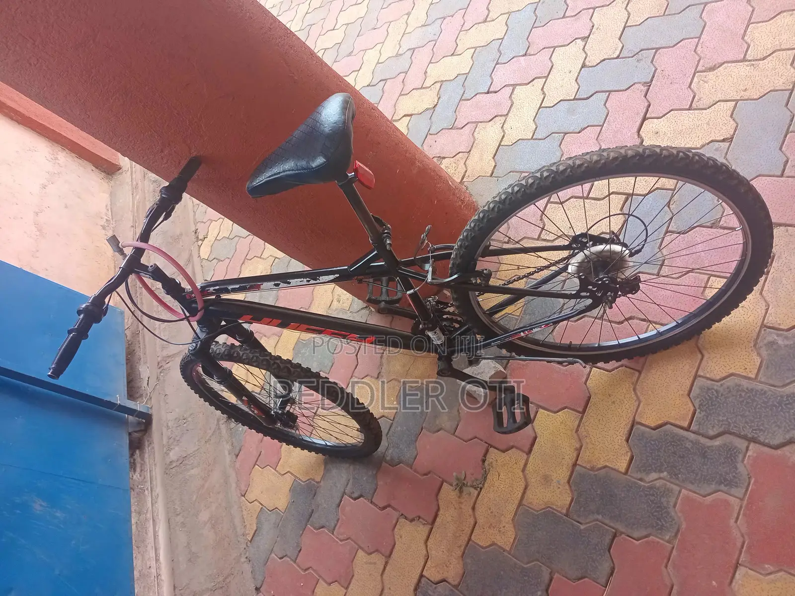 Huffy 21 Speed MTB Adult Bike Size 26 Front Suspension and Disc Break