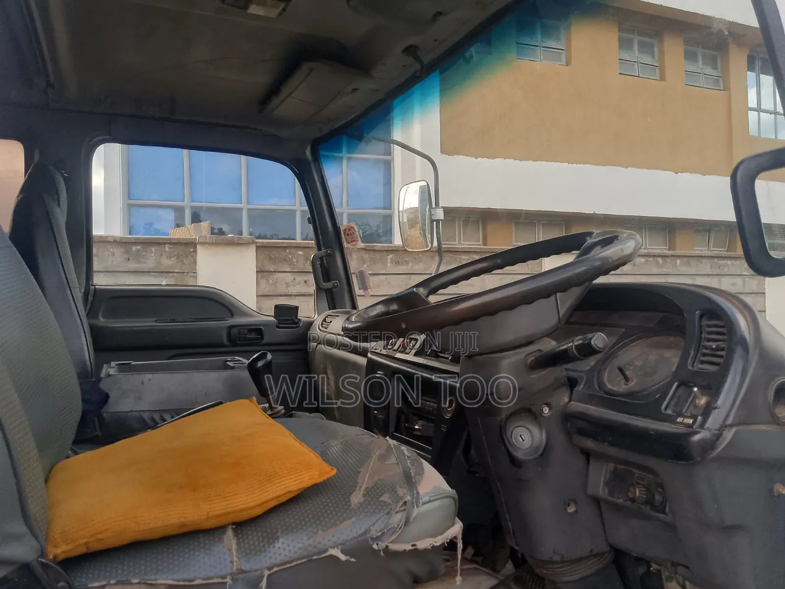 ISUZU FRR Local KCB Closed Body