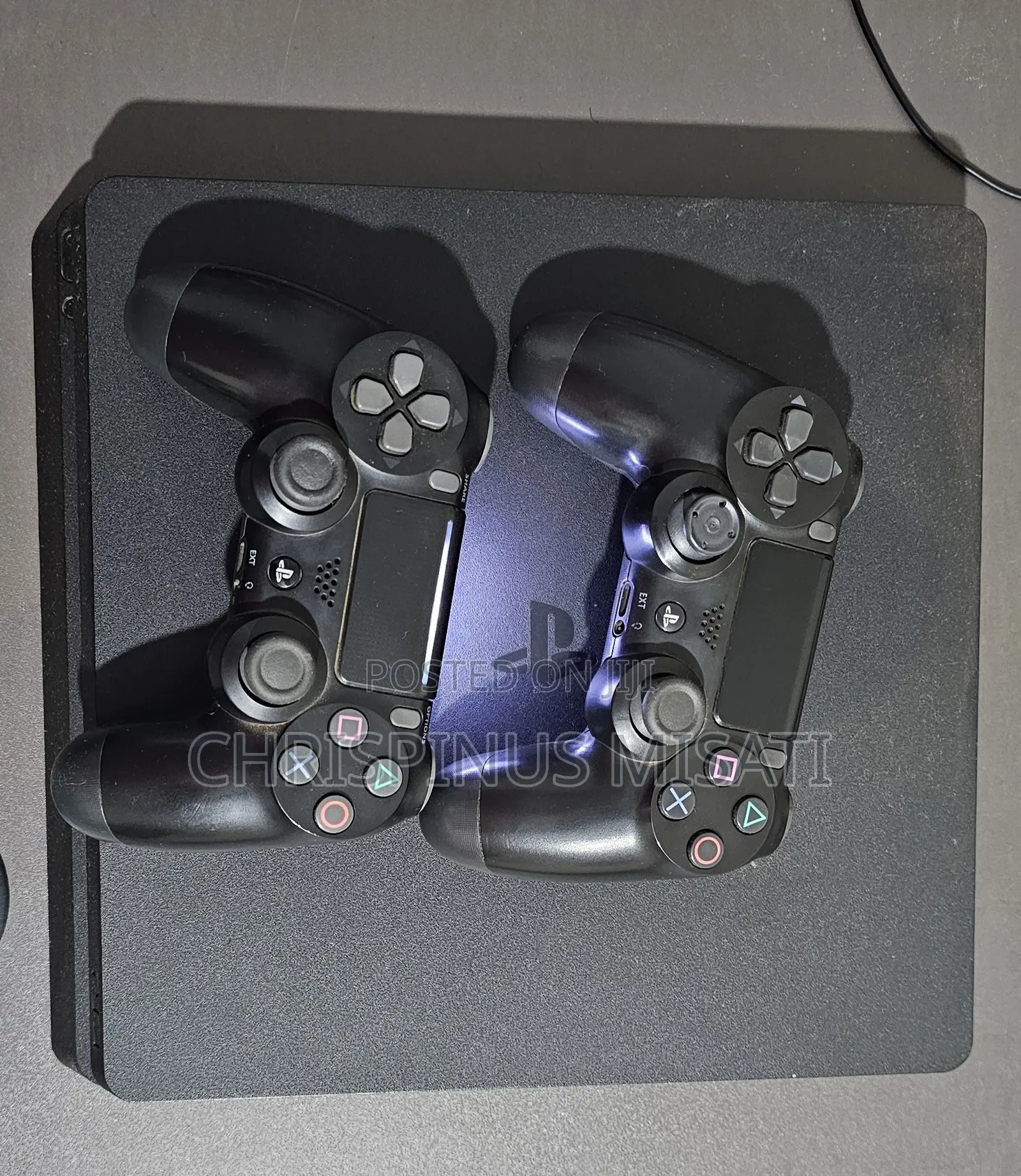 Play Station 4