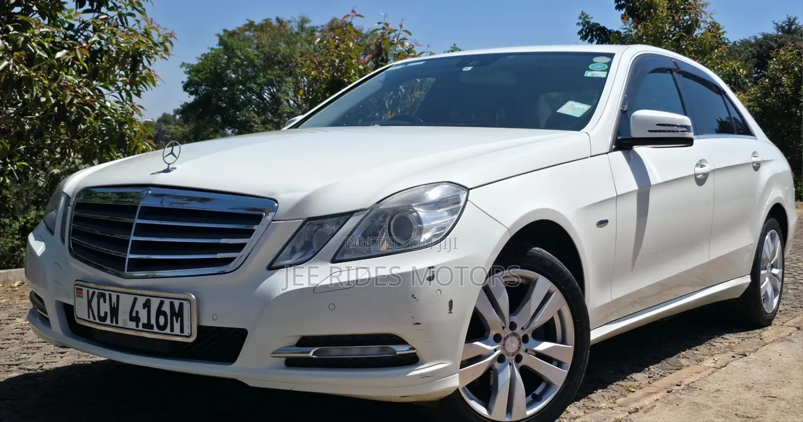 Mercedes-Benz E250 2012 Pearl