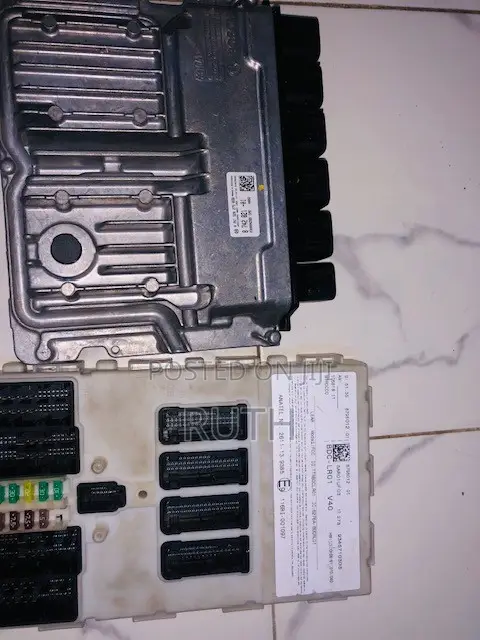 Selling Full Kit of BMW X1 Ecu, BDC and Key ( Computer)
