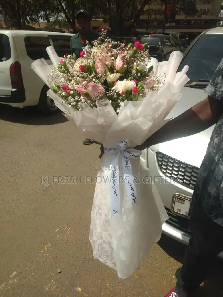Bespoke Luxury Flower Bouquets Nairobi – Premium Fresh Flowers Gifts