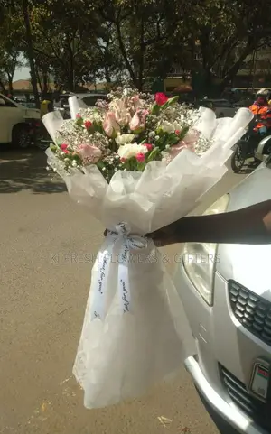 Bespoke Luxury Flower Bouquets Nairobi – Premium Fresh Flowers Gifts