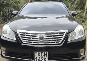 Toyota Crown 2010 Matt Black