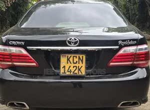Toyota Crown 2010 Matt Black