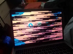 Laptop Apple MacBook Pro 2017 16GB Intel Core i7 SSD 256GB