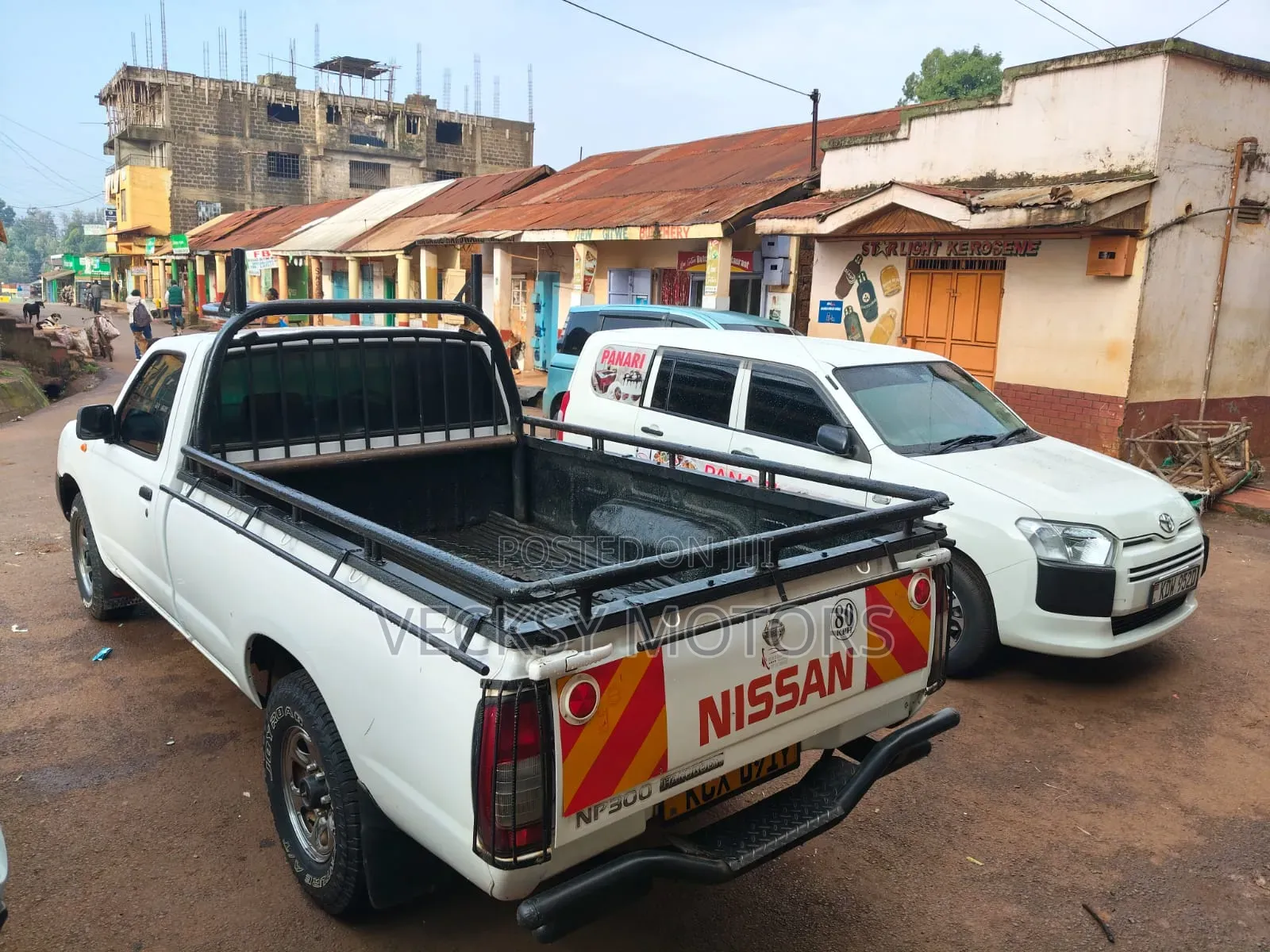 Nissan NP300 2019 White