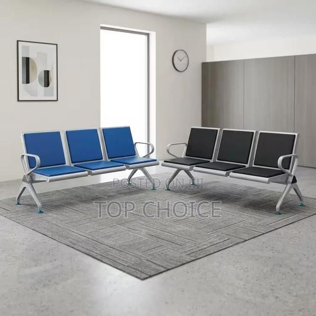 Heavy - Duty Link Chair 3. - Seater